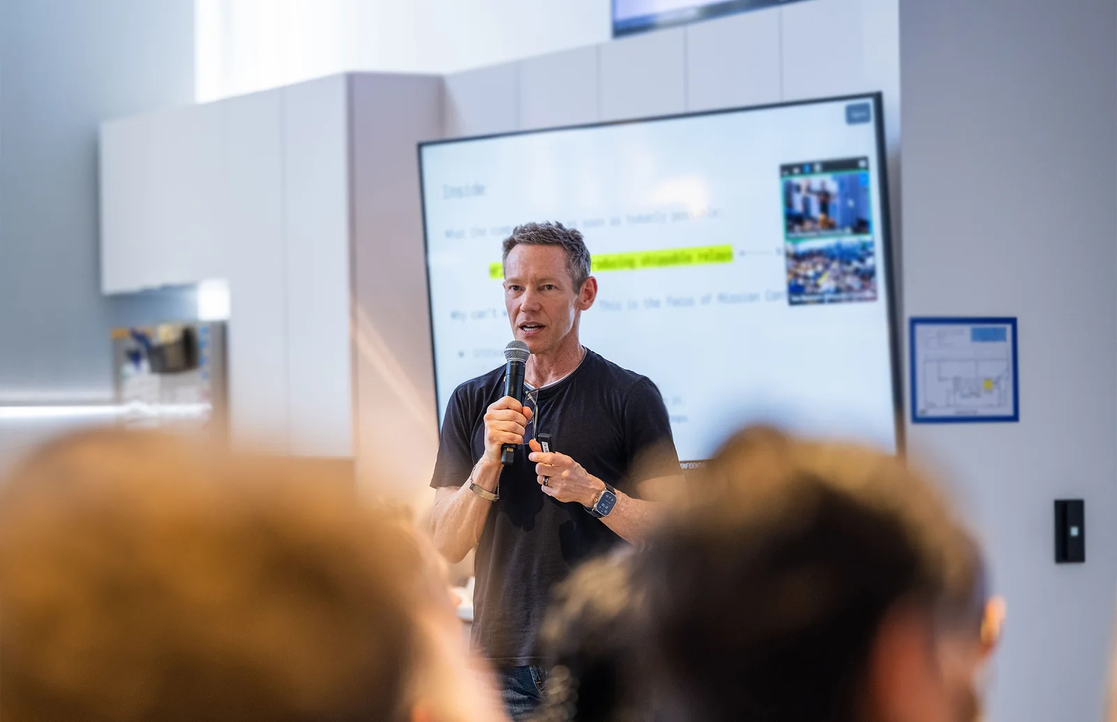 Jeff Holden speaking to the Atomic Machines team